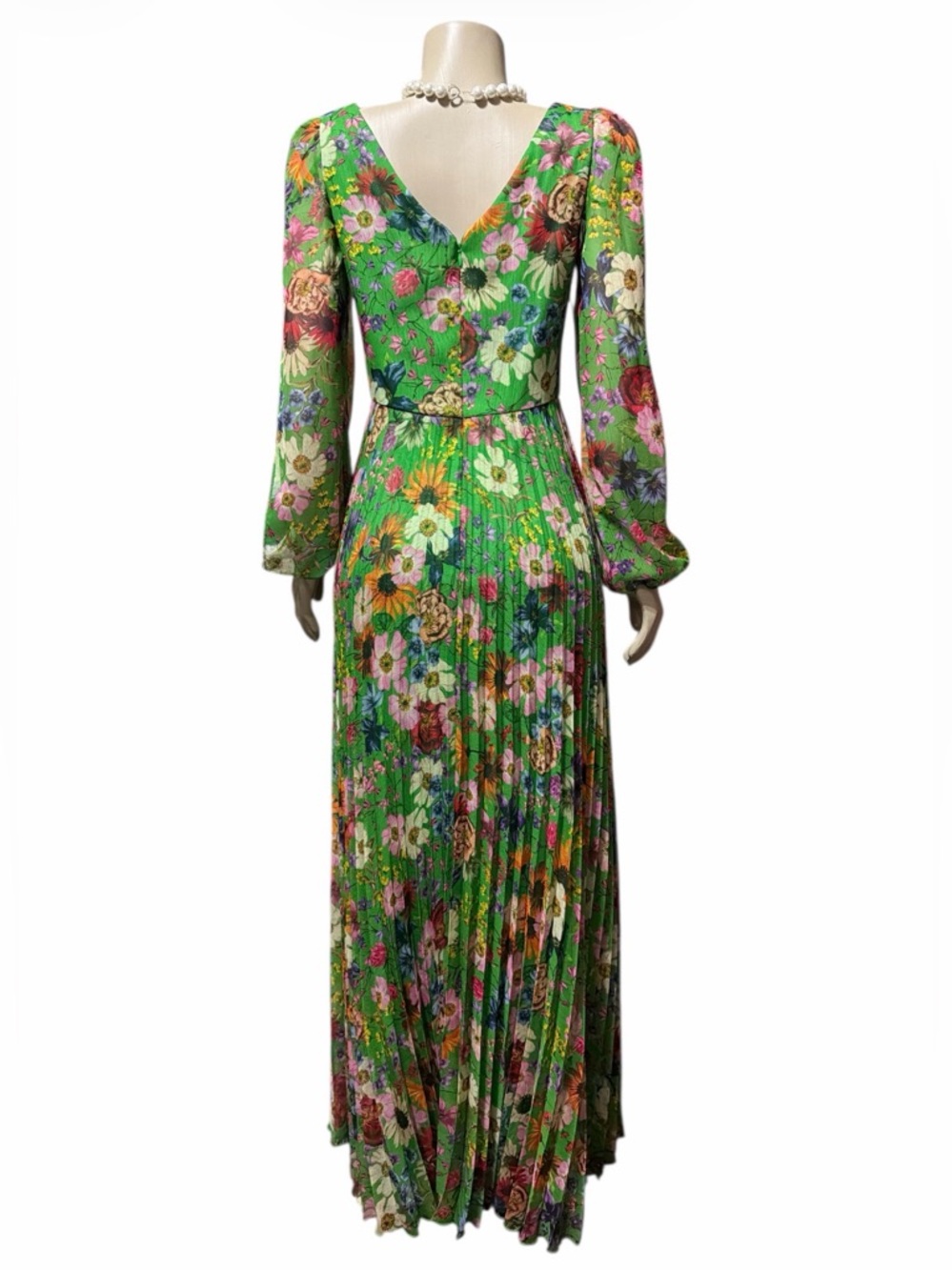 Betsy & Adam Sz 4  Floral Long Sleeve Cold Shoulder Pleated Gown Formal Green - Picture 8 of 15